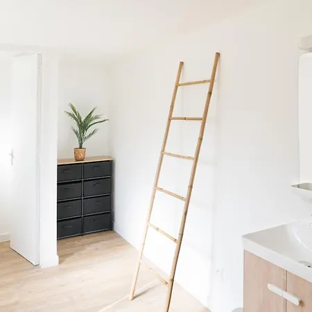 Laresidence59300 *
