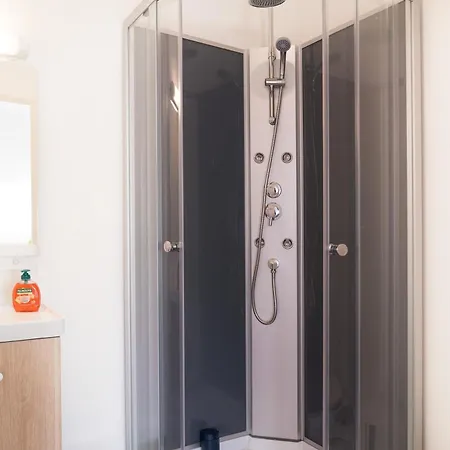 Laresidence59300 *