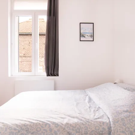 Laresidence59300 Apartment